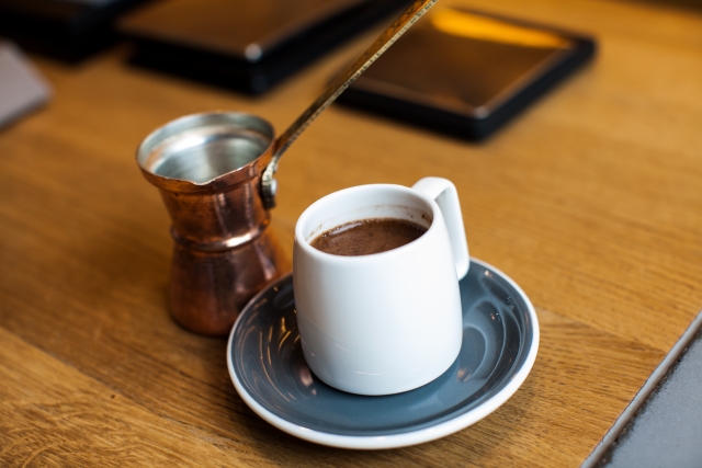 これがターキッシュコーヒーなのか シナモンの香りと味のする液体じゃないの D S Cafe Style